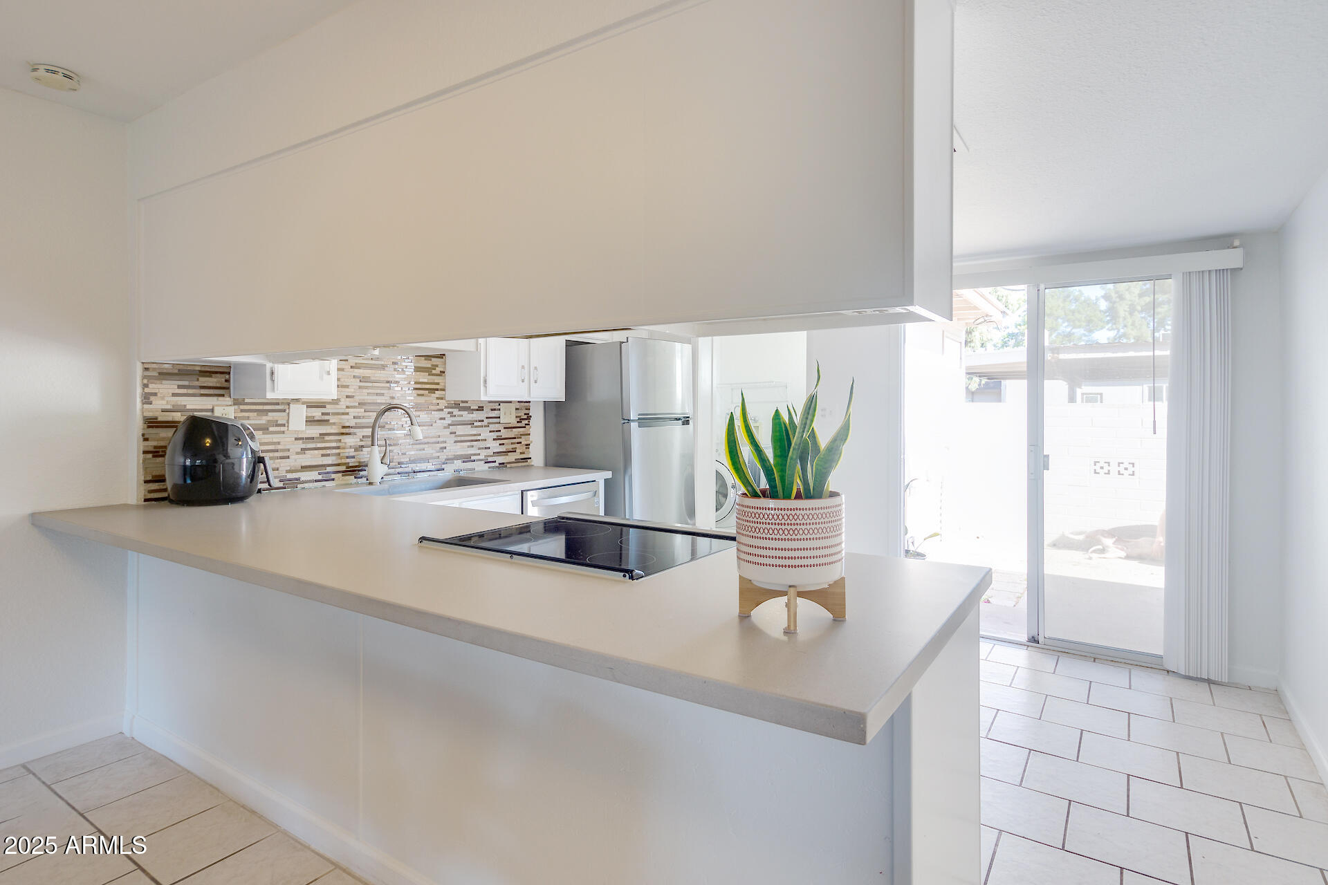 926 North Date Mesa, AZ 85201 - Photo 8 of 20 23