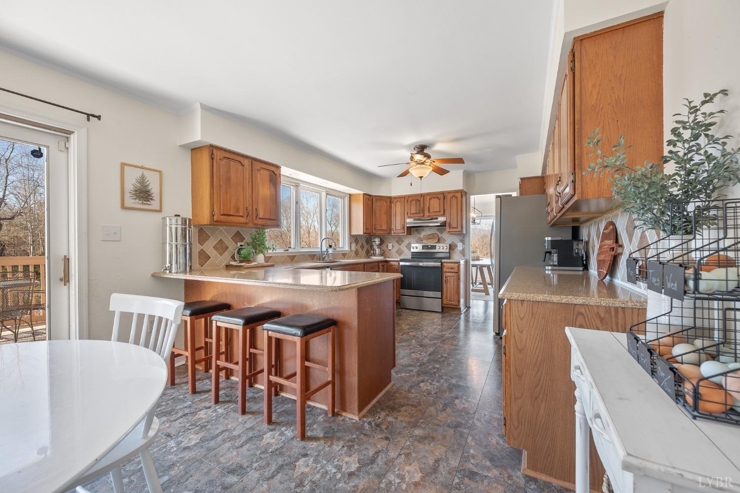 3520 Roaring Run Road Goode, VA 24556 - Photo 41 of 68