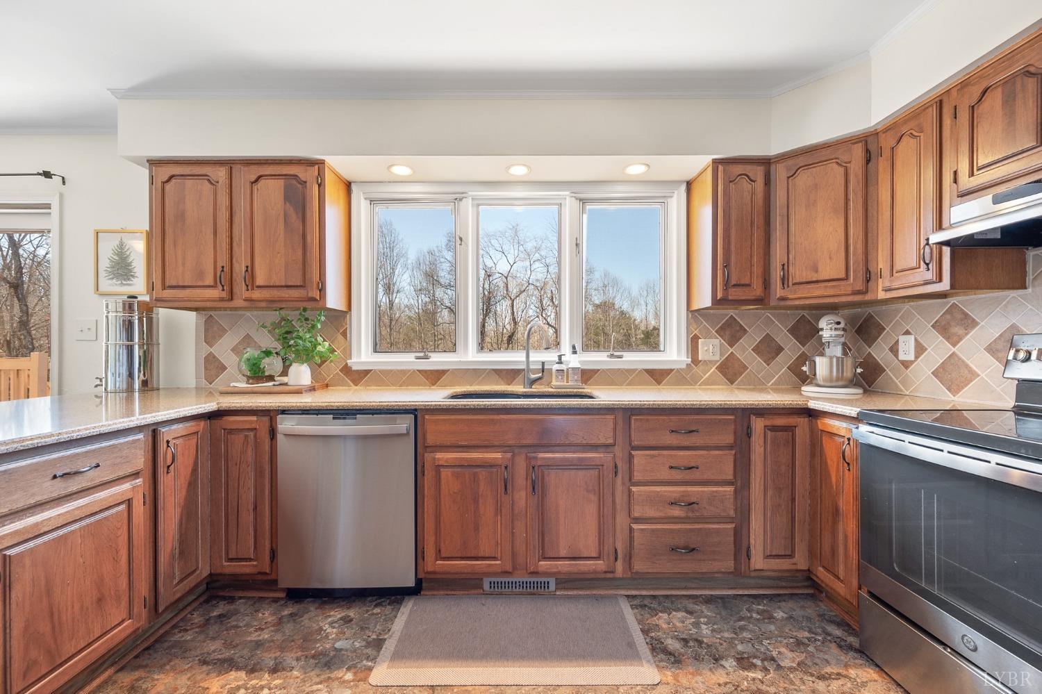 3520 Roaring Run Road Goode, VA 24556 - Photo 43 of 68