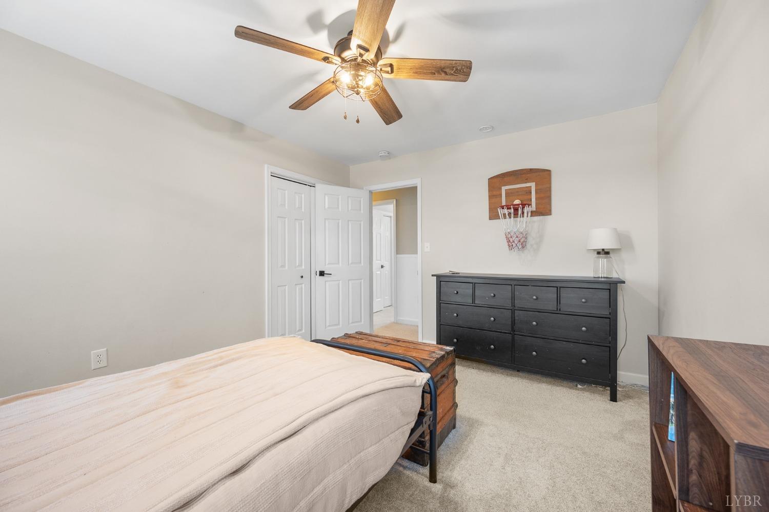 3520 Roaring Run Road Goode, VA 24556 - Photo 5 of 68