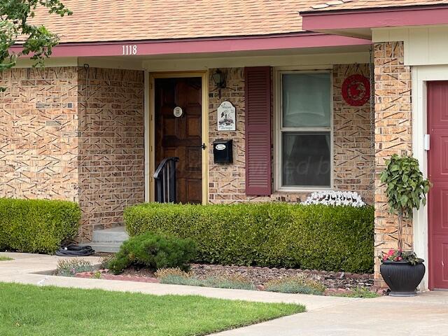 1118 Northwestern Street Perryton, TX 79070 - Photo 2 of 19 2