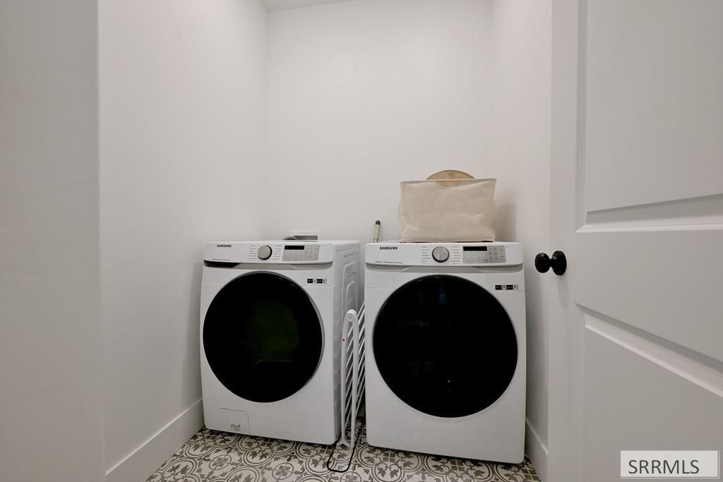 1458 North 805 Street Shelley, ID 83274 - Photo 15 of 27 Laundry Room