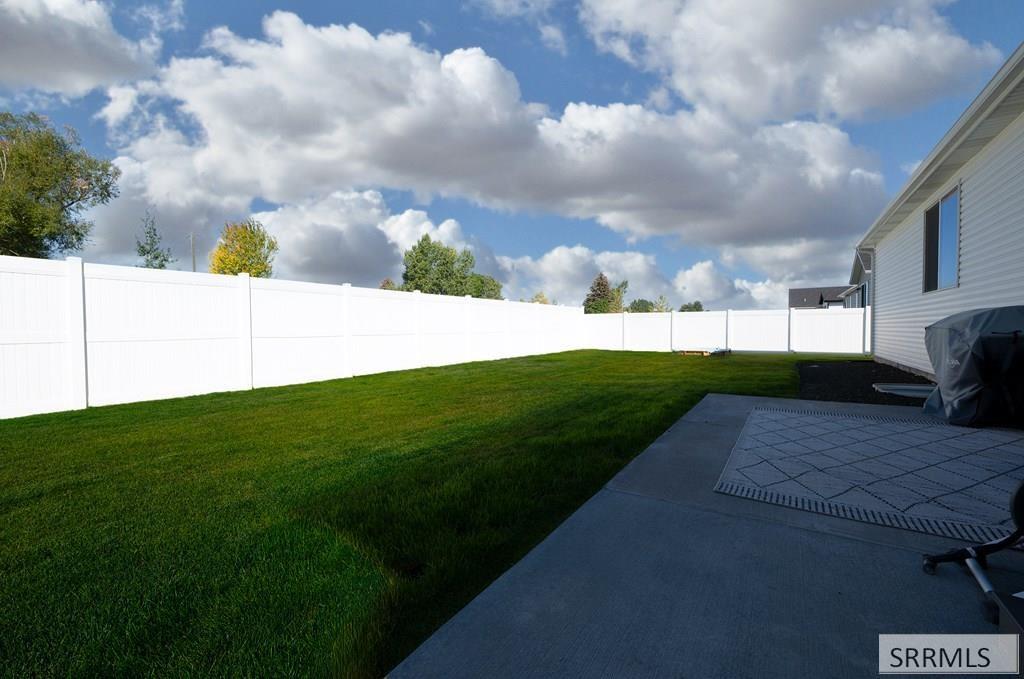 1458 North 805 Street Shelley, ID 83274 - Photo 23 of 27 Back Yard