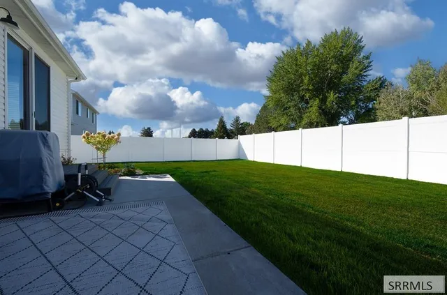 $499,900 | 1458 North 805 Street, Shelley, ID 83274