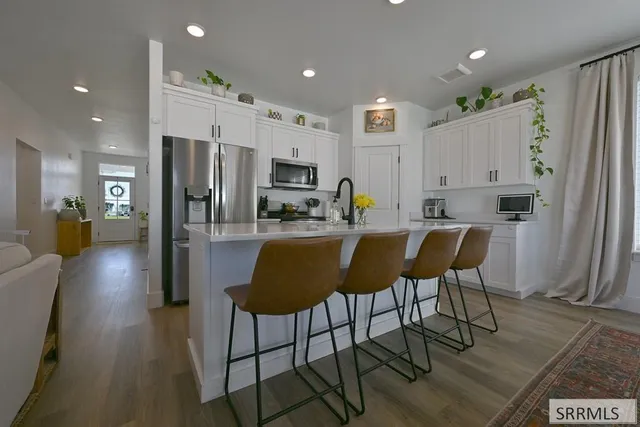 $499,900 | 1458 North 805 Street, Shelley, ID 83274