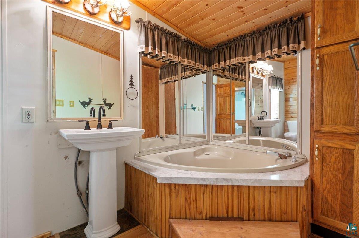 4688 Snooky Road Poplar, WI 54864 - Photo 8 of 17