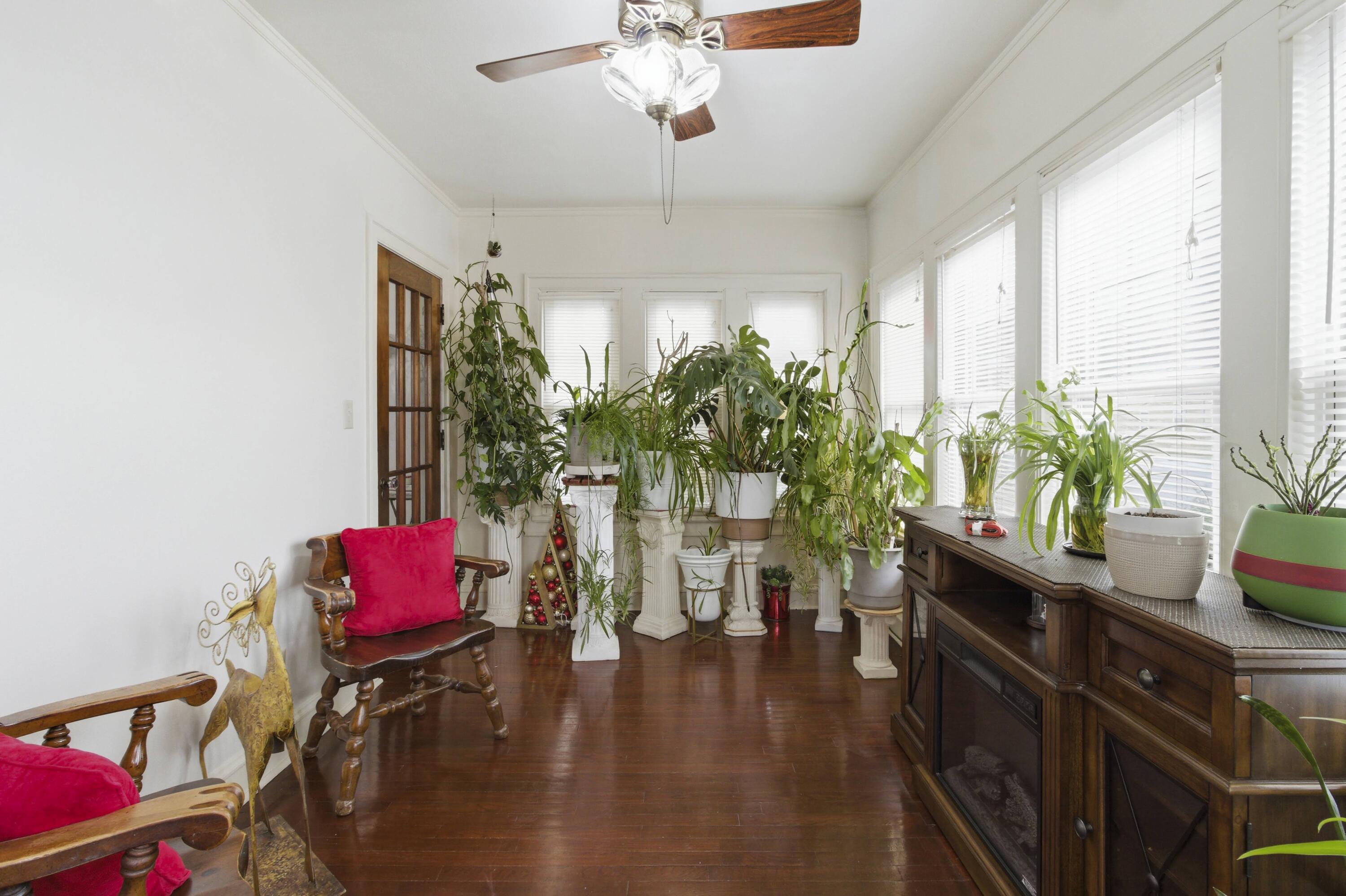 201 Capital Street Burlington, WI 53105 - Photo 11 of 39 IMG_8372