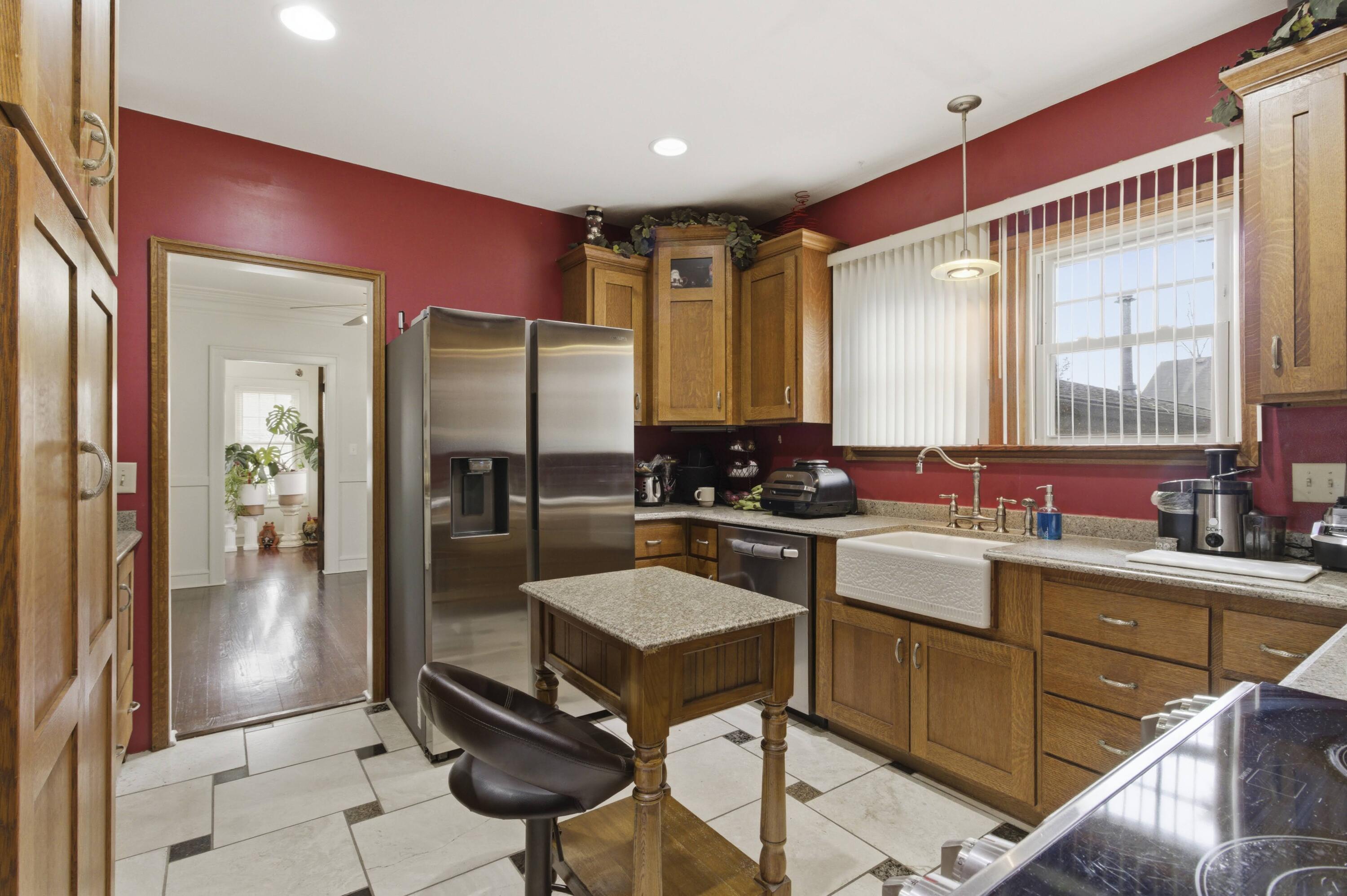 201 Capital Street Burlington, WI 53105 - Photo 14 of 39 IMG_8396