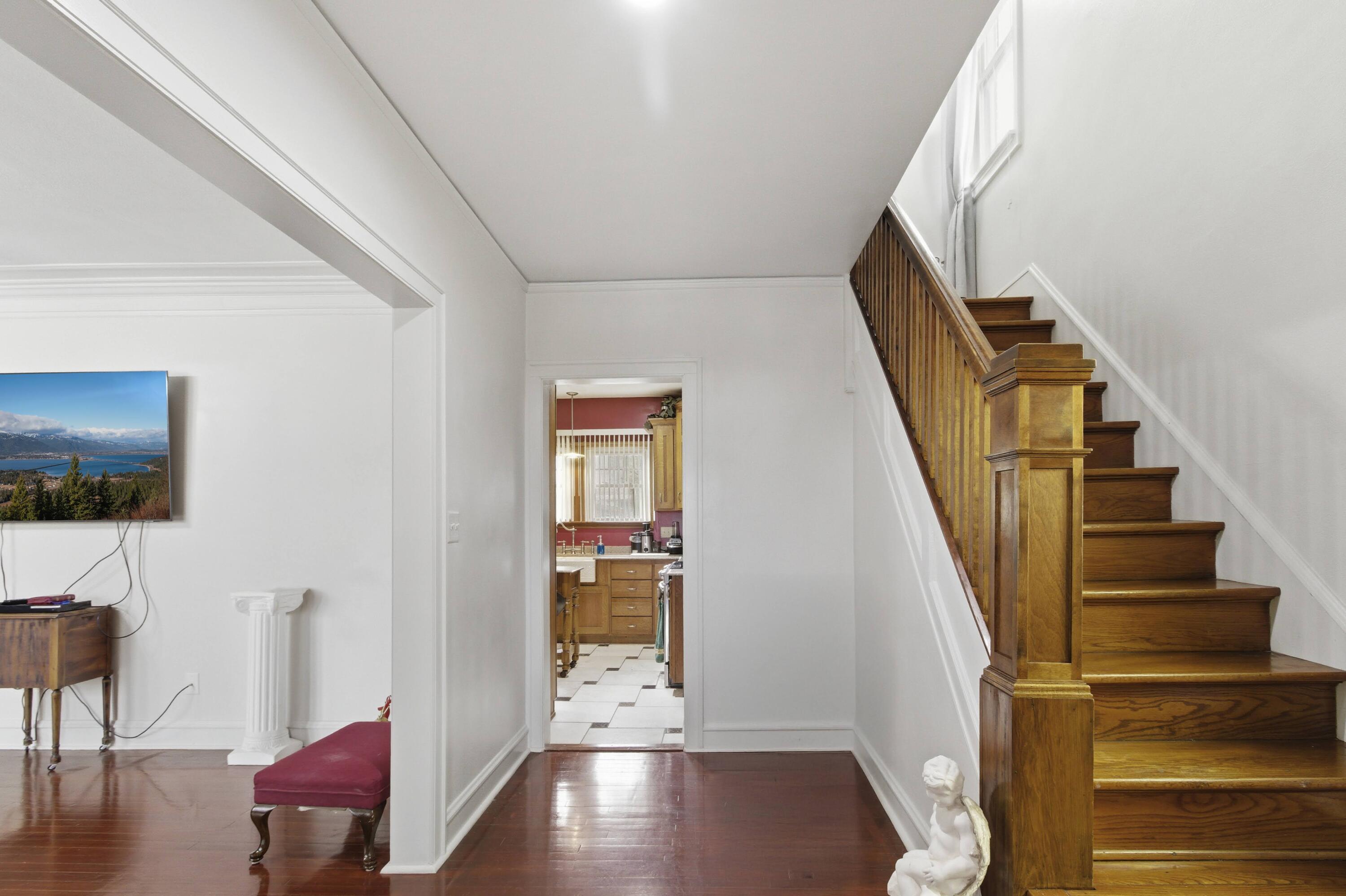 201 Capital Street Burlington, WI 53105 - Photo 16 of 39 IMG_8411