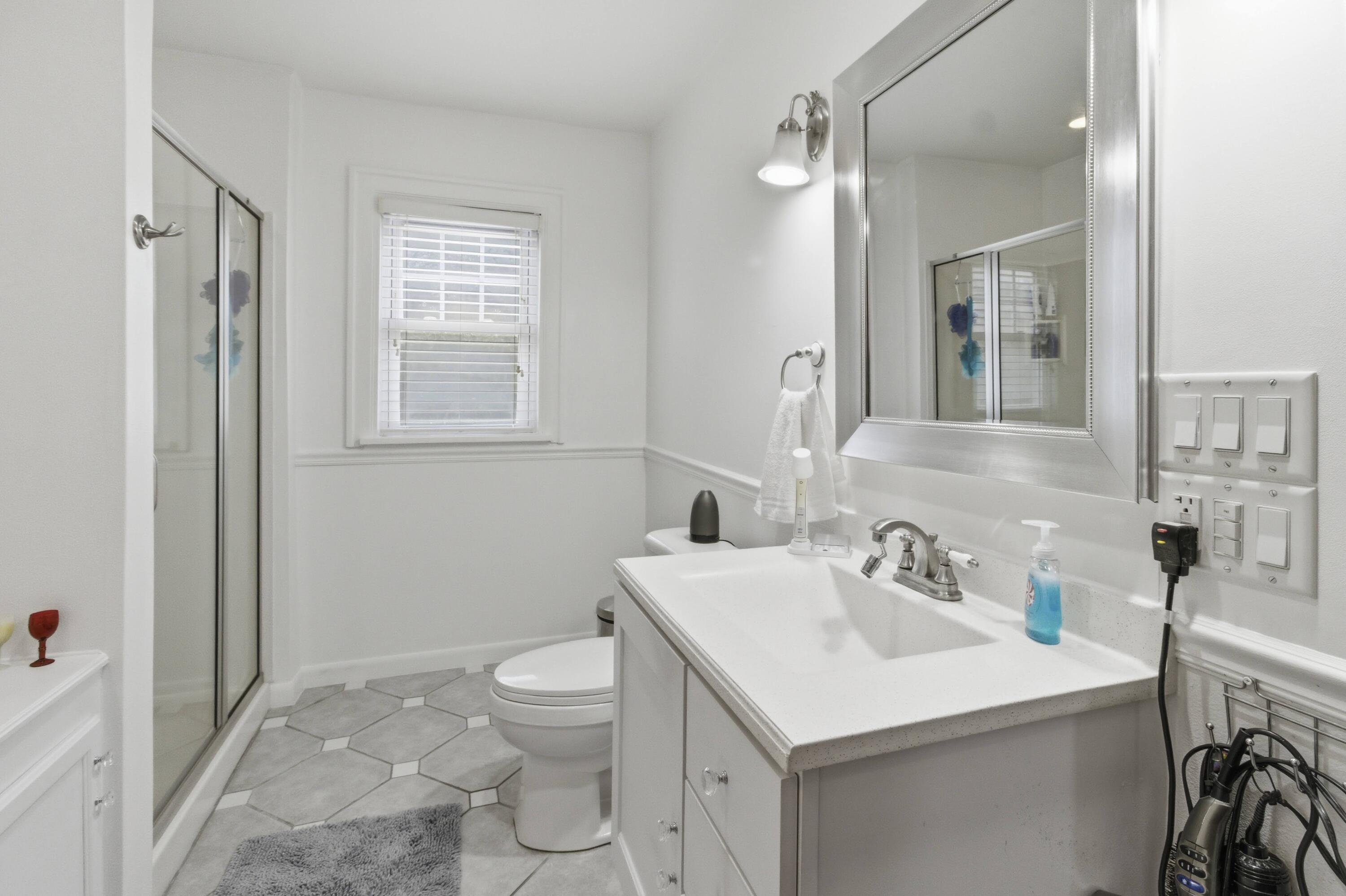 201 Capital Street Burlington, WI 53105 - Photo 17 of 39 IMG_8471