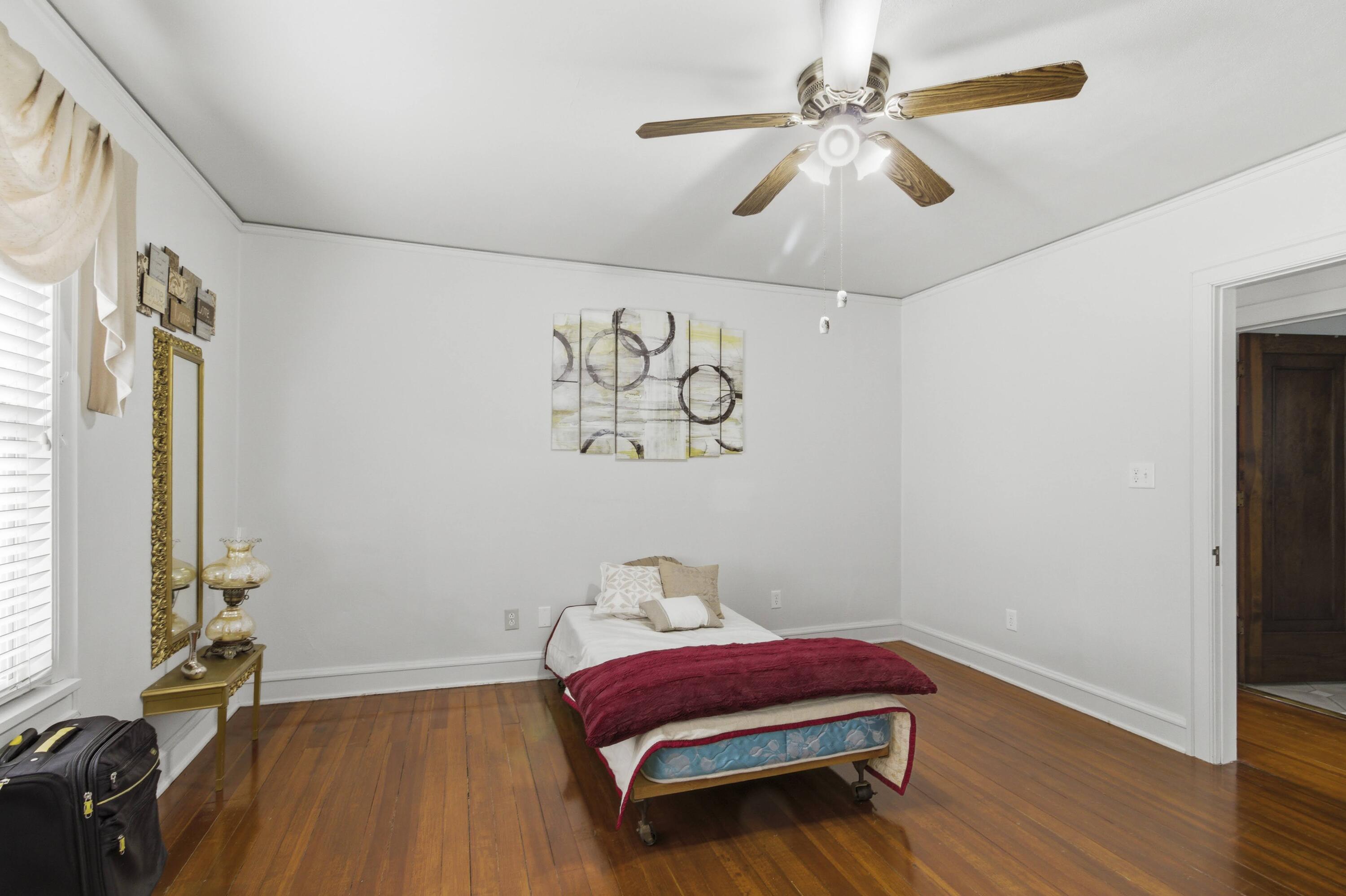 201 Capital Street Burlington, WI 53105 - Photo 20 of 39 IMG_8420