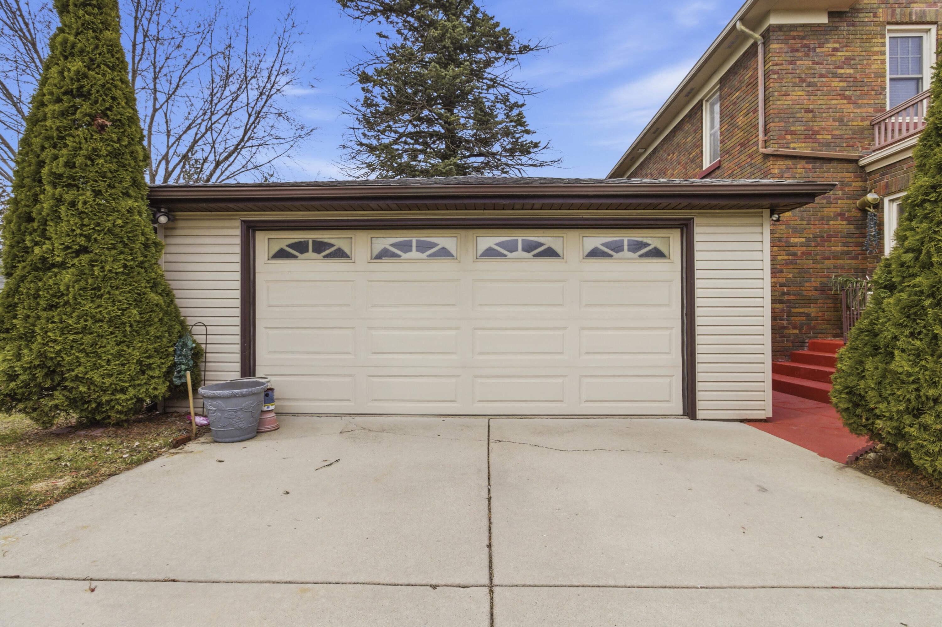 201 Capital Street Burlington, WI 53105 - Photo 32 of 39 IMG_8516