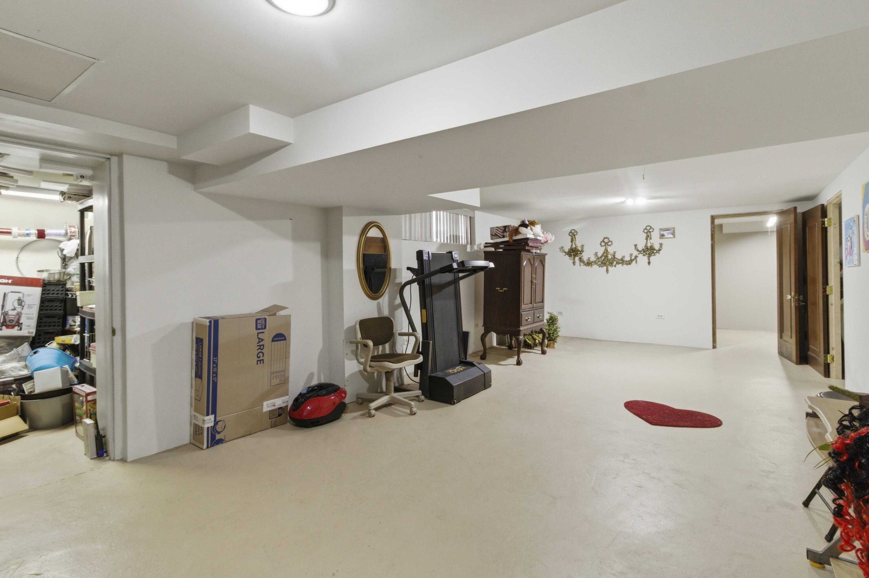 201 Capital Street Burlington, WI 53105 - Photo 35 of 39 IMG_8498