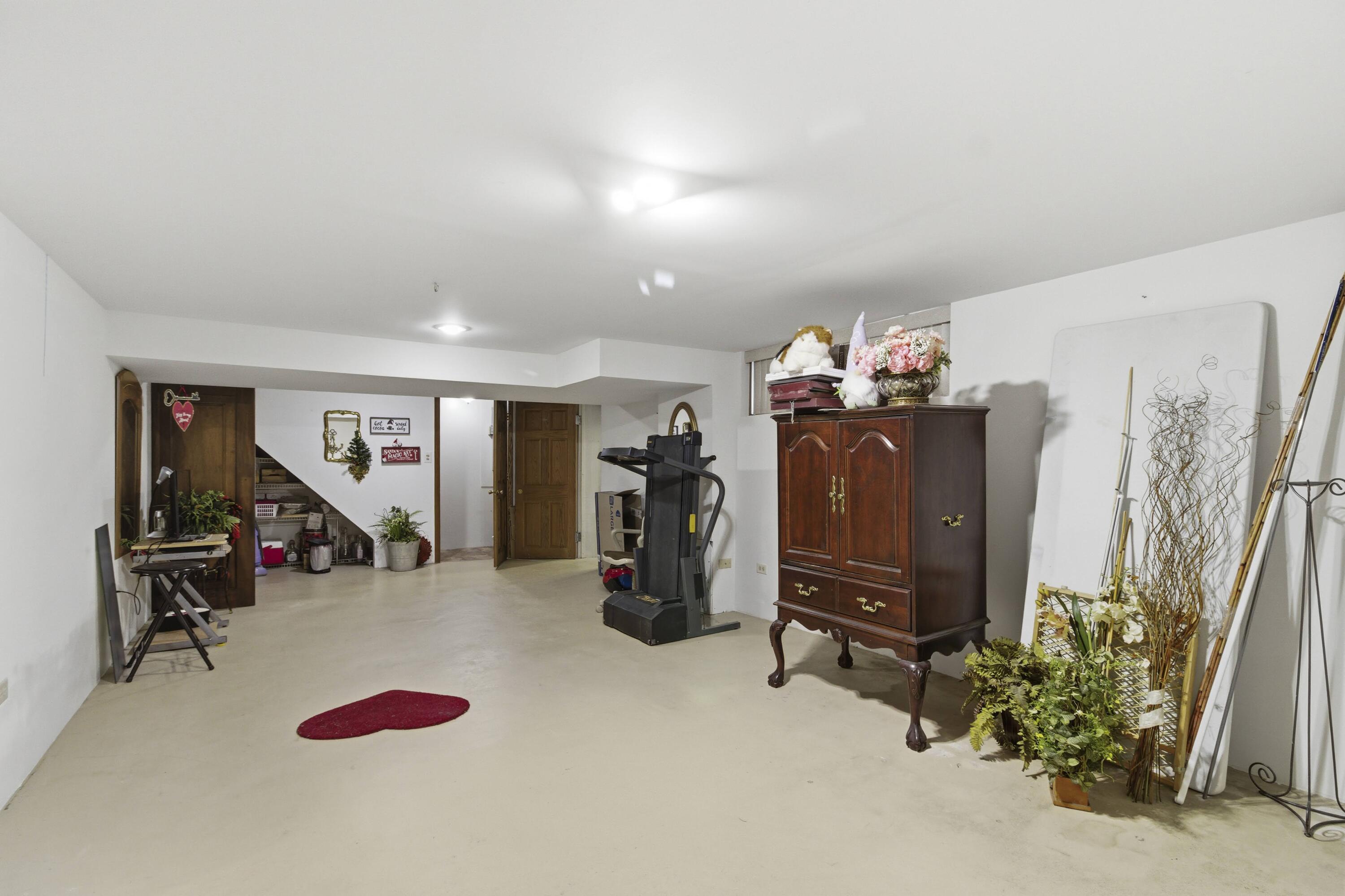 201 Capital Street Burlington, WI 53105 - Photo 36 of 39 IMG_8486