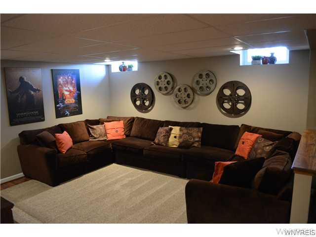 3922 Fritz Road Wheatfield, NY 14120 - Photo 18 of 23 Exterior Front