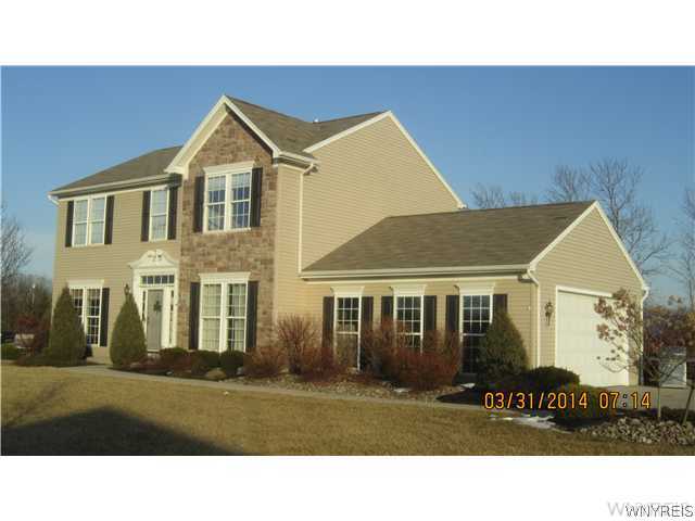 3922 Fritz Road Wheatfield, NY 14120 - Photo 2 of 23 Exterior Front