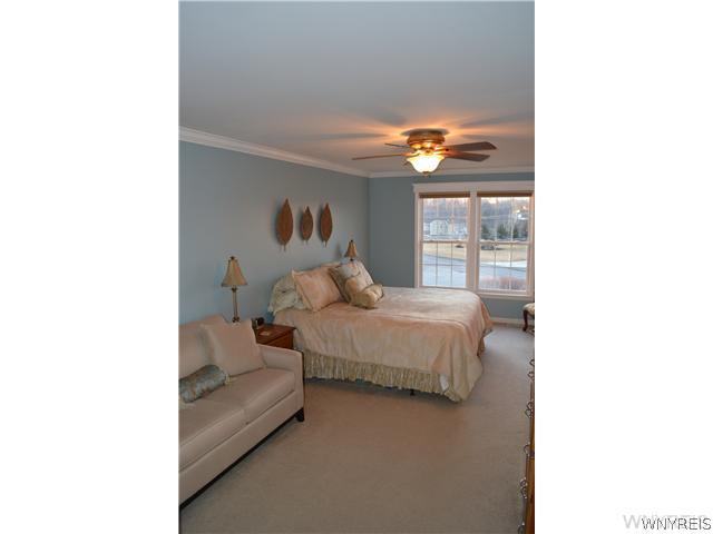 3922 Fritz Road Wheatfield, NY 14120 - Photo 21 of 23 Exterior Front