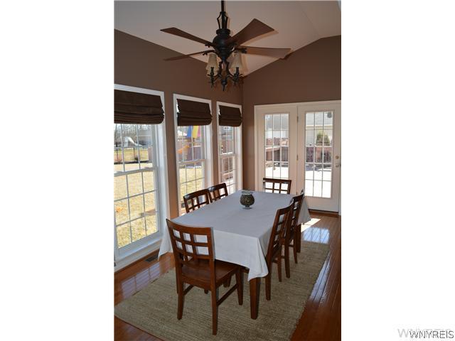 3922 Fritz Road Wheatfield, NY 14120 - Photo 3 of 23 Exterior Front