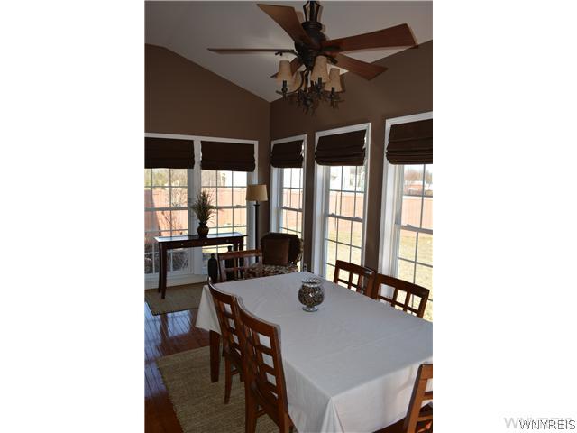 3922 Fritz Road Wheatfield, NY 14120 - Photo 4 of 23 Exterior Front