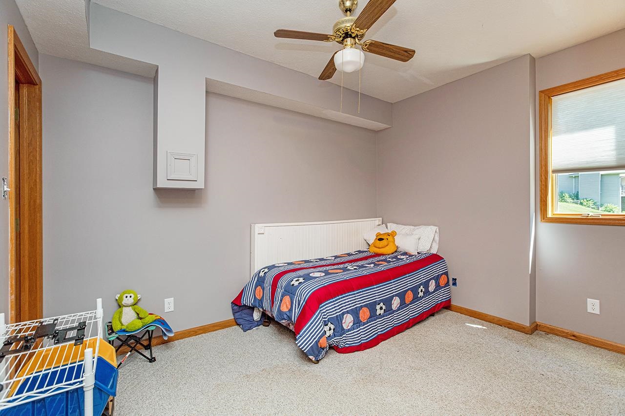 1621 West Briaridge Road Warsaw, IN 46580 - Photo 27 of 35 Gallery Image 27