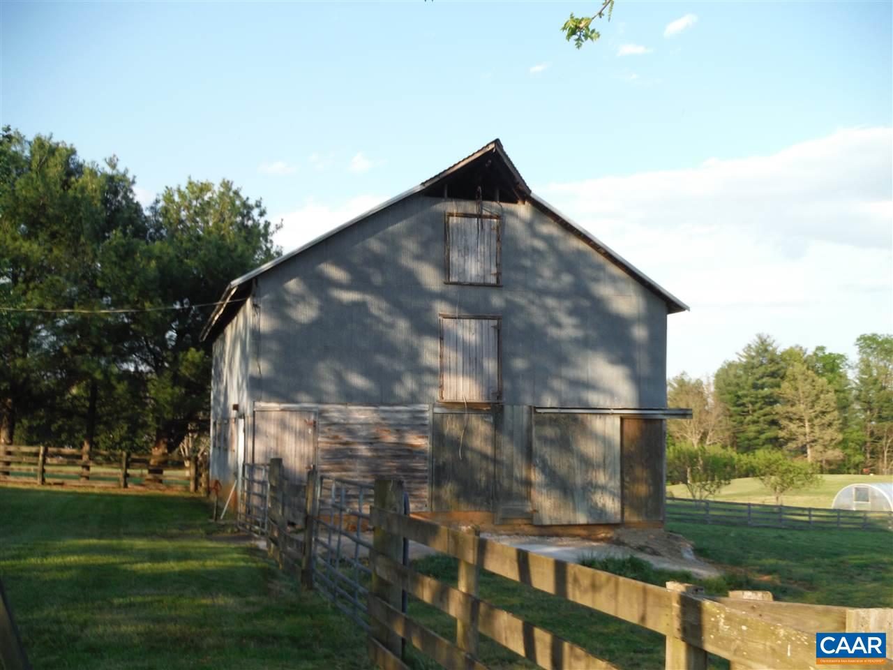 1270 Locust Grove Church Road Orange, VA 22960 - Photo 12 of 46 a backyard of a house