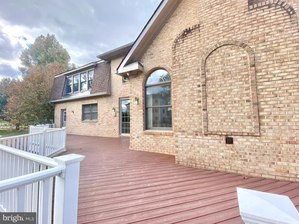 $7,500 | 8951 Brook Road, McLean, VA 22102