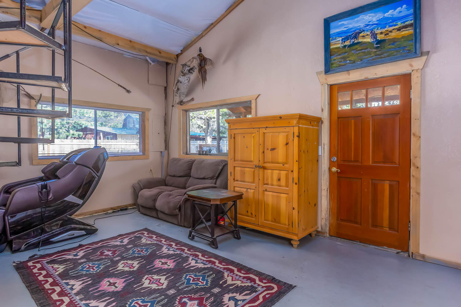 53981 Pine Grove Road La Pine, OR 97739 - Photo 31 of 41 Apartment living area