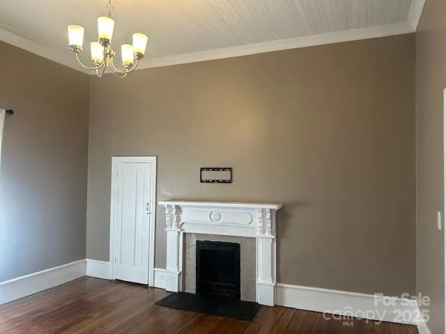 a view of a livingroom with a fireplace