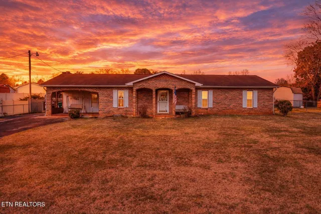 $405,000 | 1000 Grandview Drive, Lenoir City, TN 37772