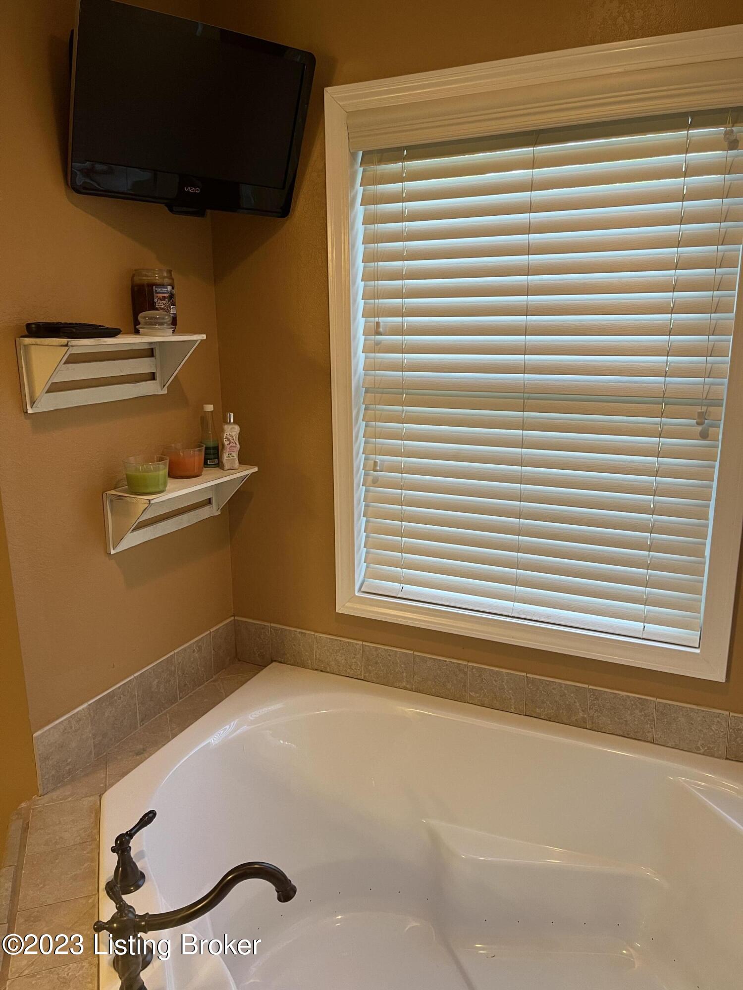 487 Shipley Road Cecilia, KY 42724 - Photo 29 of 63 IMG_8470