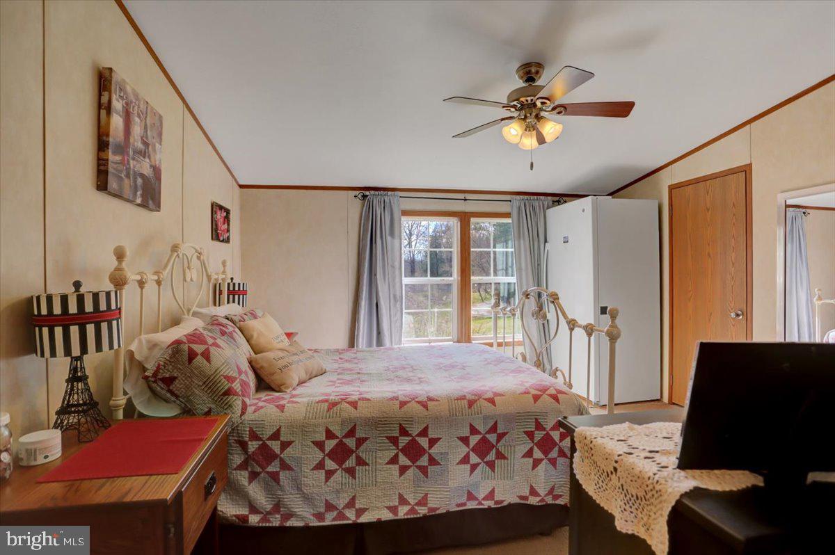 15530 Mobile Road Williamsport, MD 21795 - Photo 19 of 44 Primary Bedroom