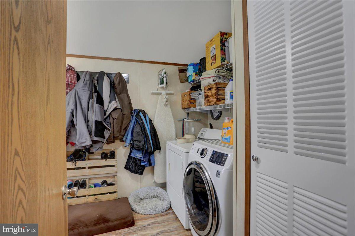 15530 Mobile Road Williamsport, MD 21795 - Photo 23 of 44 Laundry Room