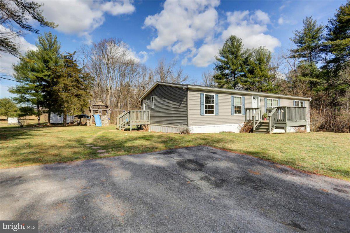 15530 Mobile Road Williamsport, MD 21795 - Photo 25 of 44 Outside views
