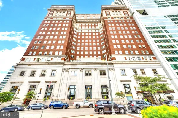 $3,400 | 1600-18 Arch Street, Unit 1518, Philadelphia, PA 19103