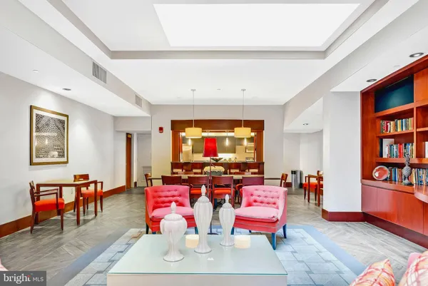 $3,400 | 1600-18 Arch Street, Unit 1518, Philadelphia, PA 19103