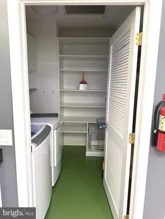 $3,400 | 1600-18 Arch Street, Unit 1518, Philadelphia, PA 19103