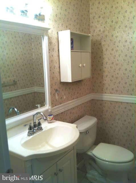 5196 Perry Road Mount Airy, MD 21771 - Photo 11 of 28 Bath