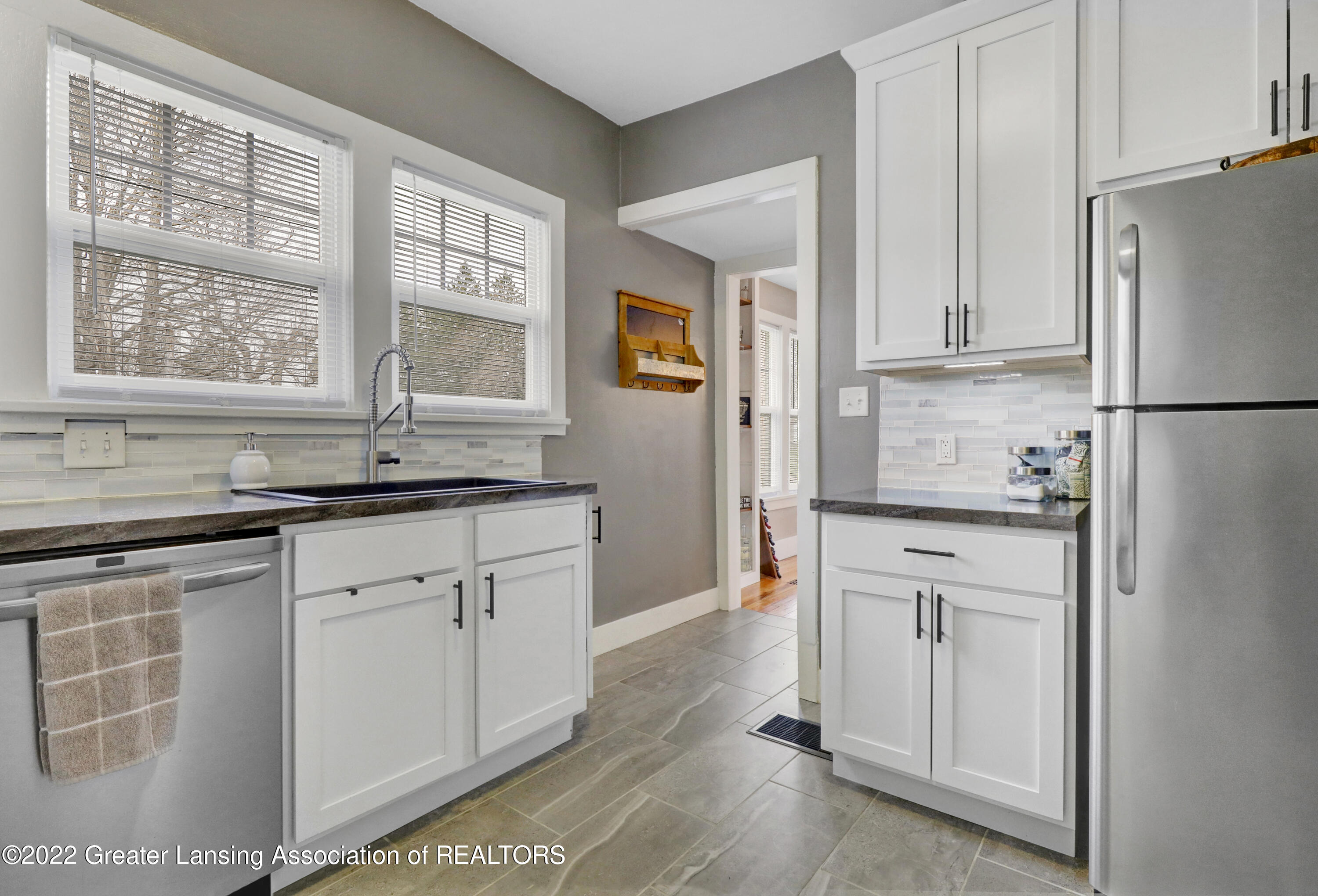 302 East Sheridan Road Lansing, MI 48906 - Photo 16 of 46 _I3A6659