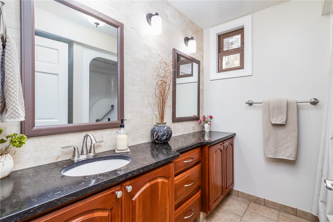 18421 Chief Road Charleston, IL 61920 - Photo 21 of 47