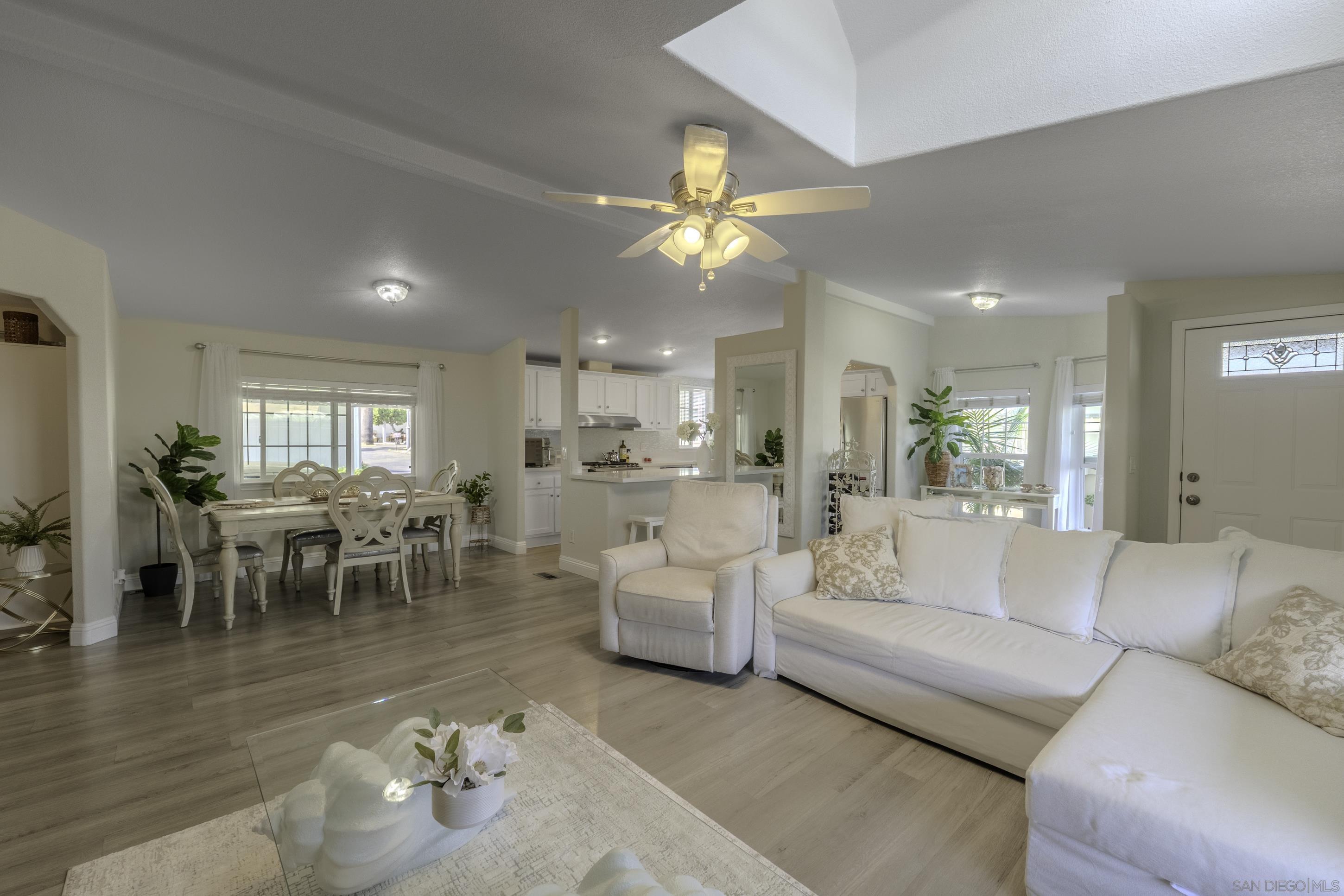 8545 Mission Gorge Road Santee, CA 92071 - Photo 6 of 38