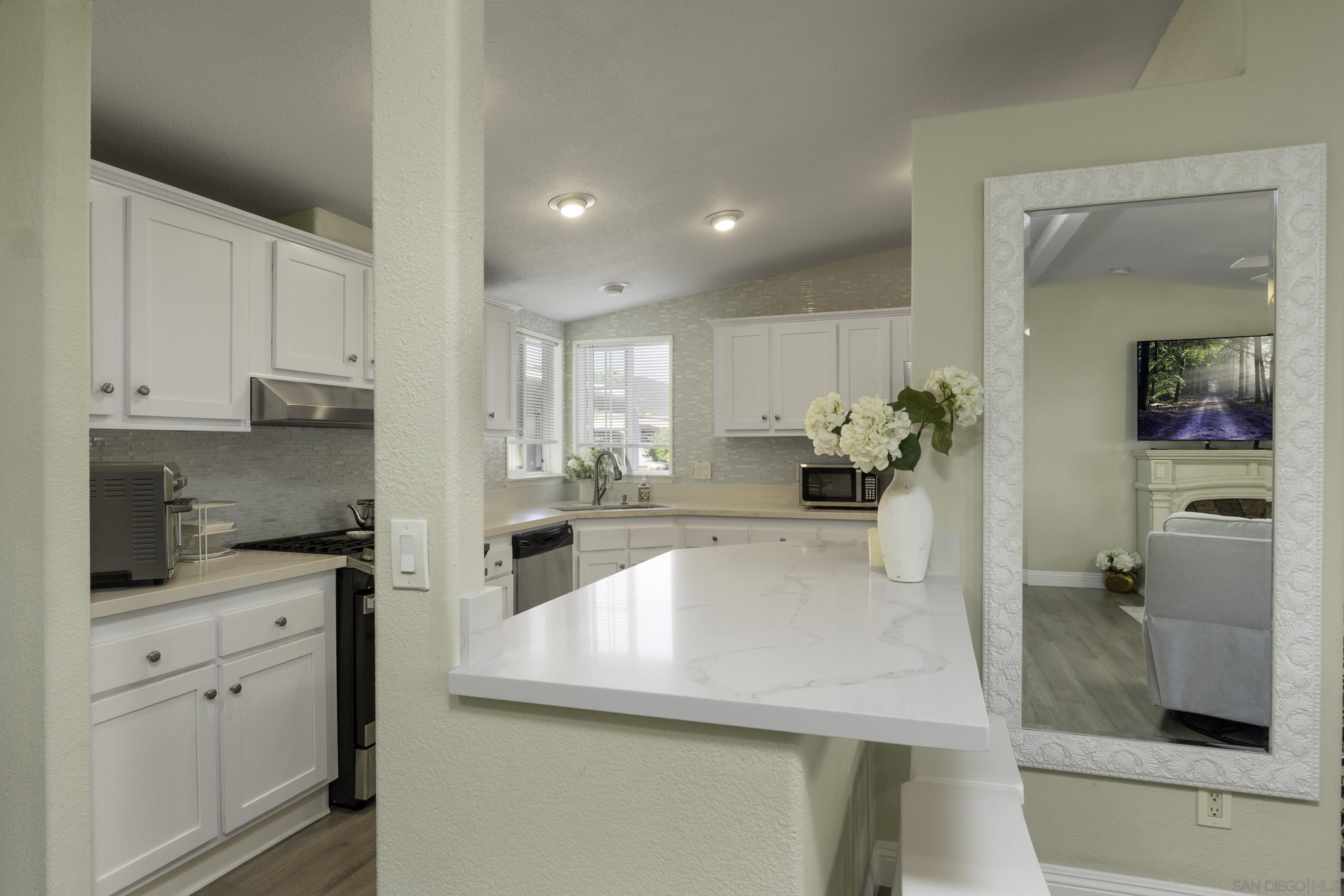 8545 Mission Gorge Road Santee, CA 92071 - Photo 9 of 38