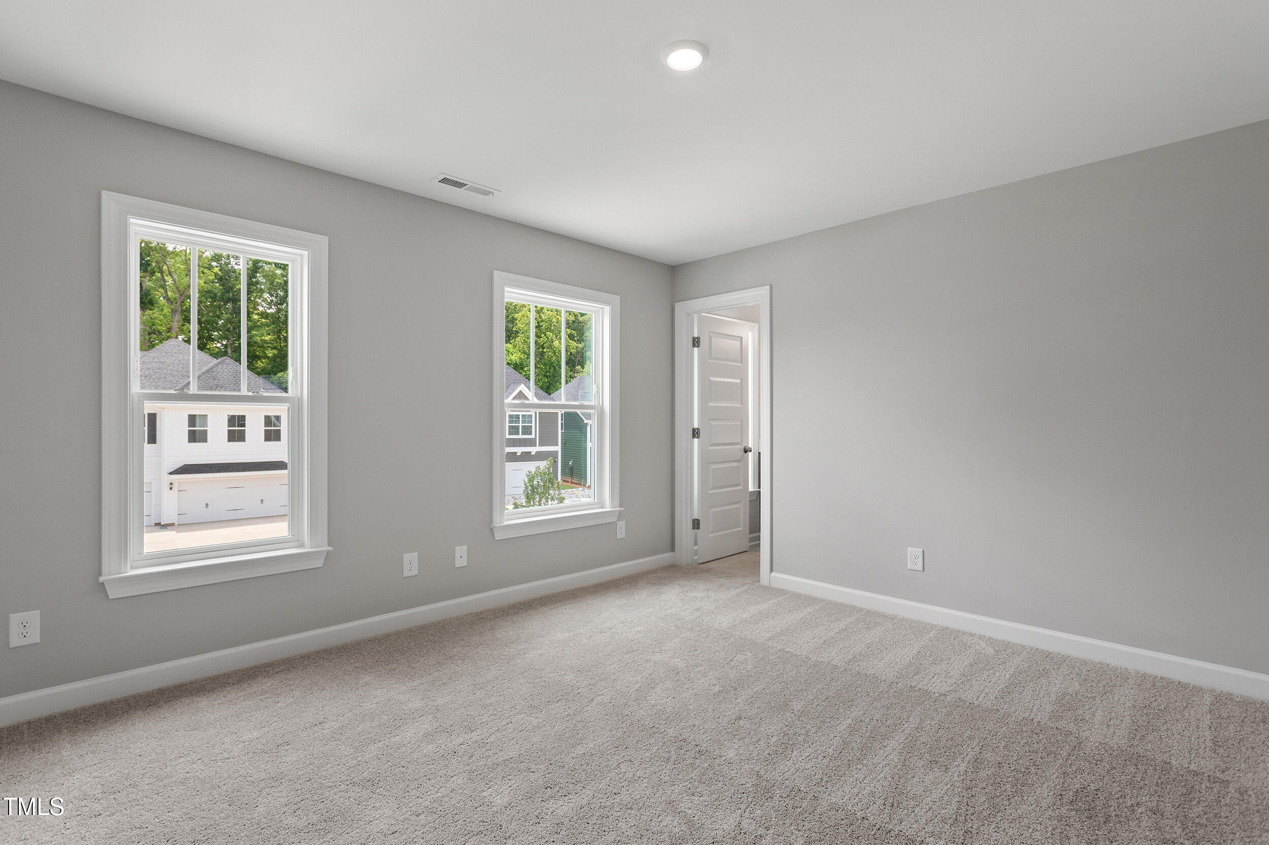 212 Augusta Pond Way, Unit 128 Raleigh, NC 27603 - Photo 34 of 45 FMWeb33