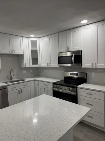 $2,998 | 4550 Ewell Road, Lakeland, FL 33811