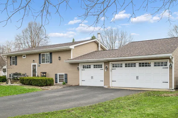 $399,900 | 8595 Indahl Avenue South, Cottage Grove, MN 55016