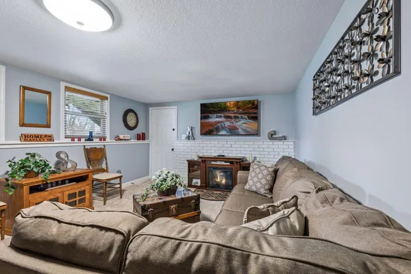 $399,900 | 8595 Indahl Avenue South, Cottage Grove, MN 55016