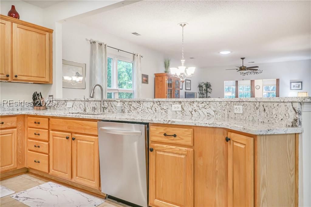 22 Sundome Court Bluffton, SC 29909 - Photo 7 of 35 Granite counters