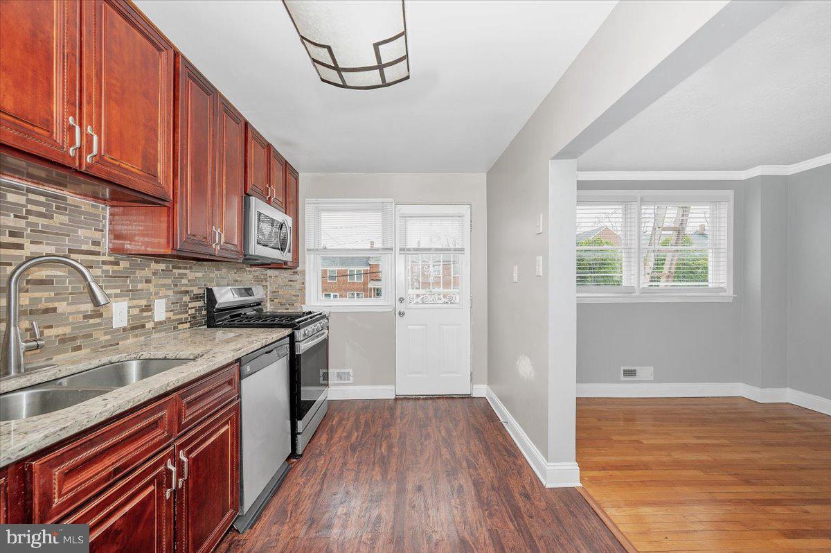 1551 Langford Road Baltimore, MD 21207 - Photo 15 of 51