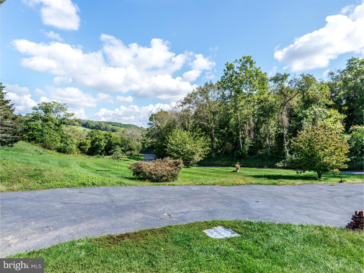33 Ebling Road Kutztown, PA 19530 - Photo 3 of 25 Gallery Image 3