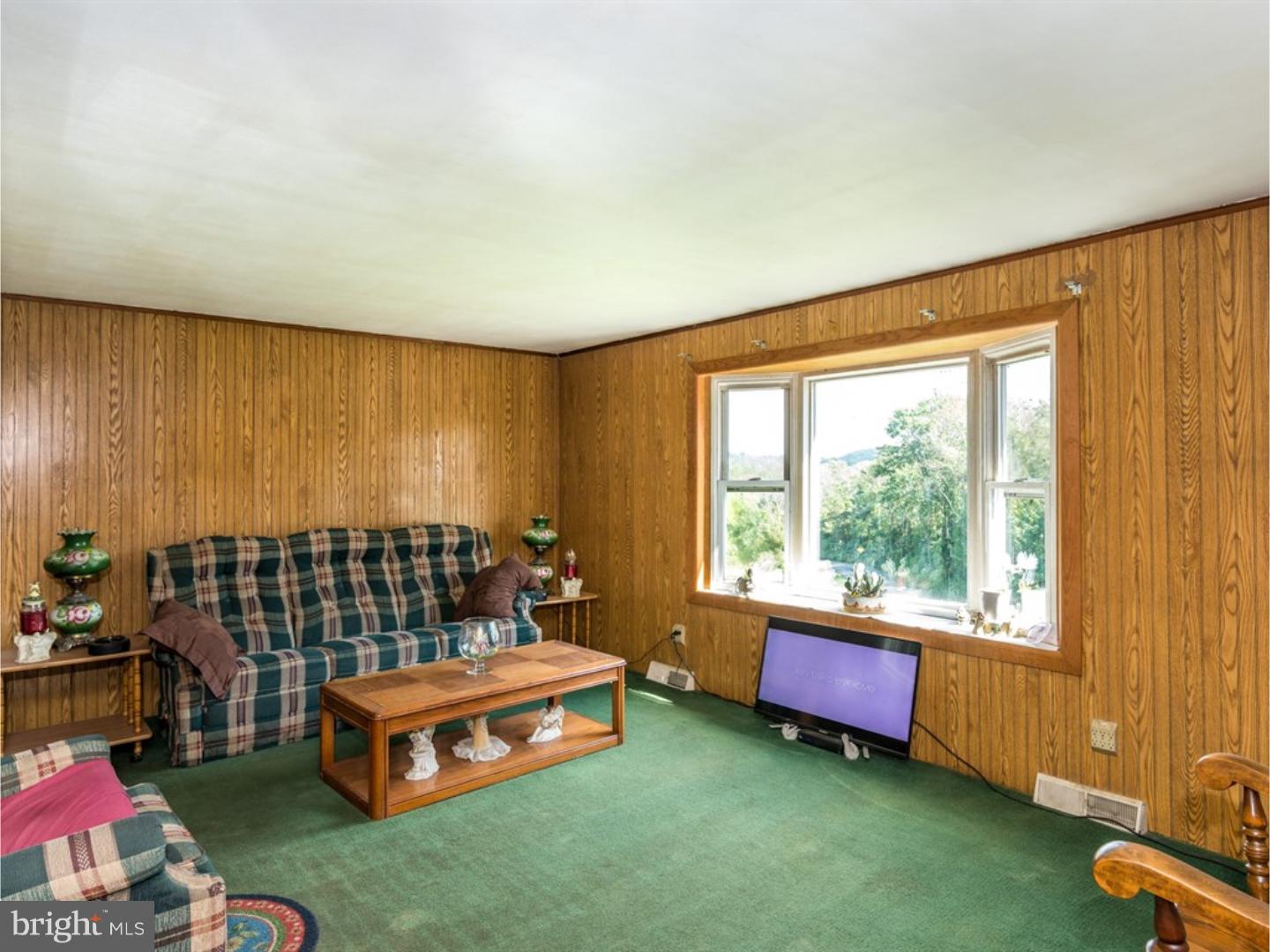 33 Ebling Road Kutztown, PA 19530 - Photo 5 of 25 Gallery Image 5