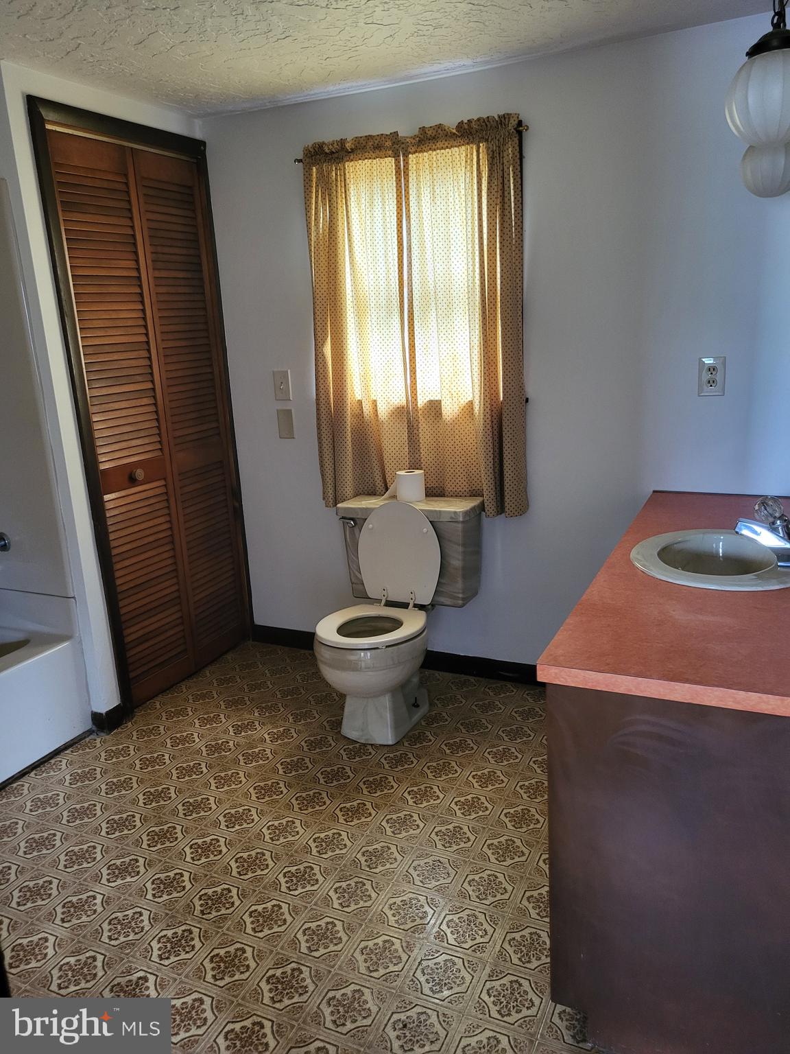 720 Linden Avenue Hanover, PA 17331 - Photo 15 of 18